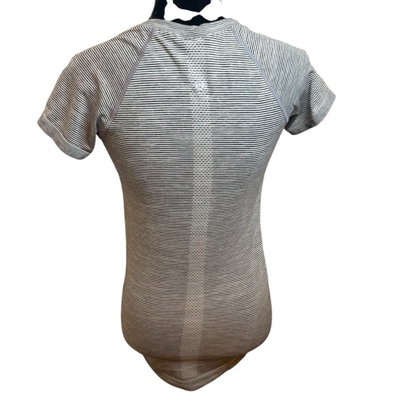 Lululemon Athletica | Swiftly Tech | We Are From Space White | Short Sleeve Tee - Picture 4 of 8